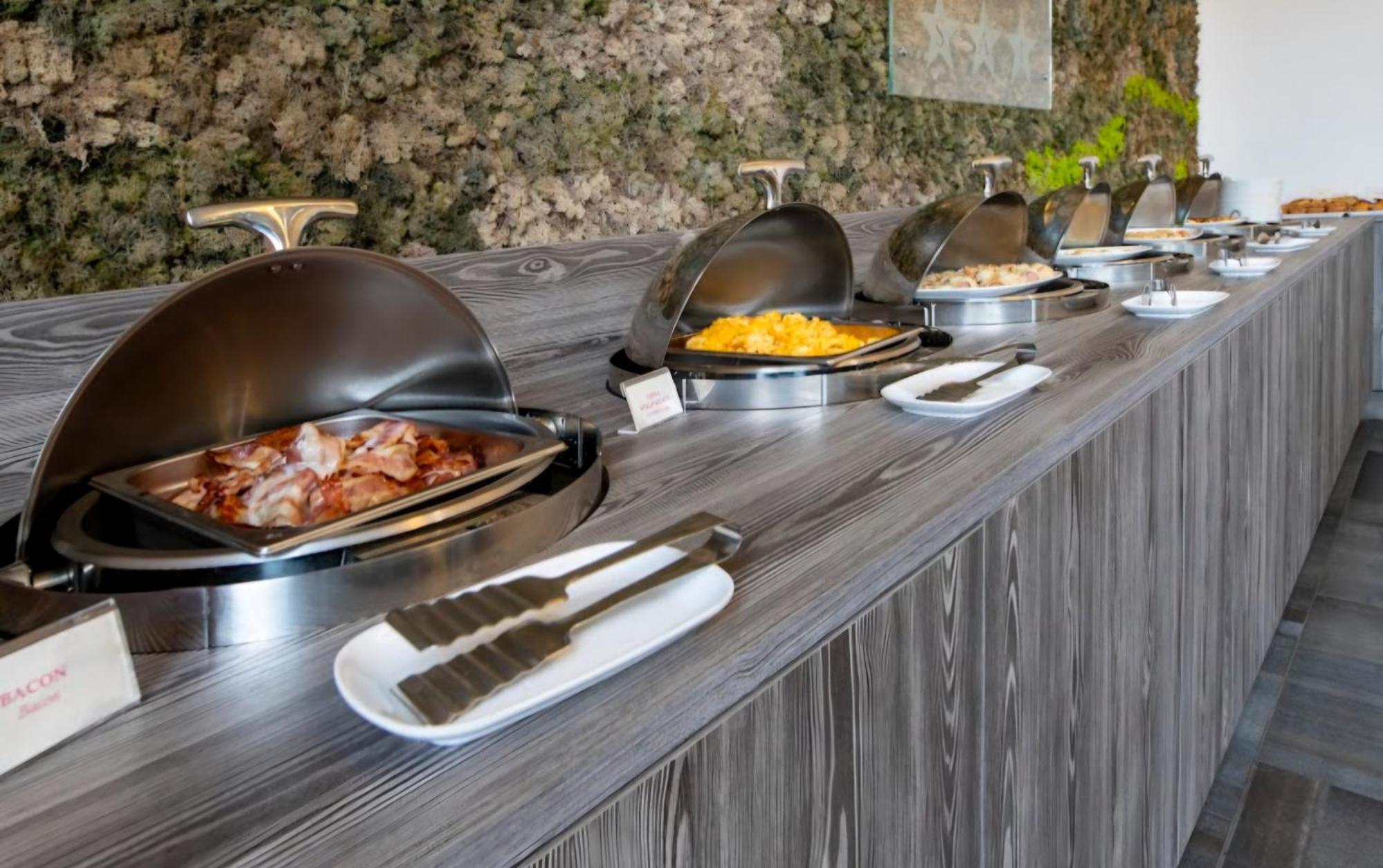 Hotel Helios Beach Milano Marittima Kültér fotó